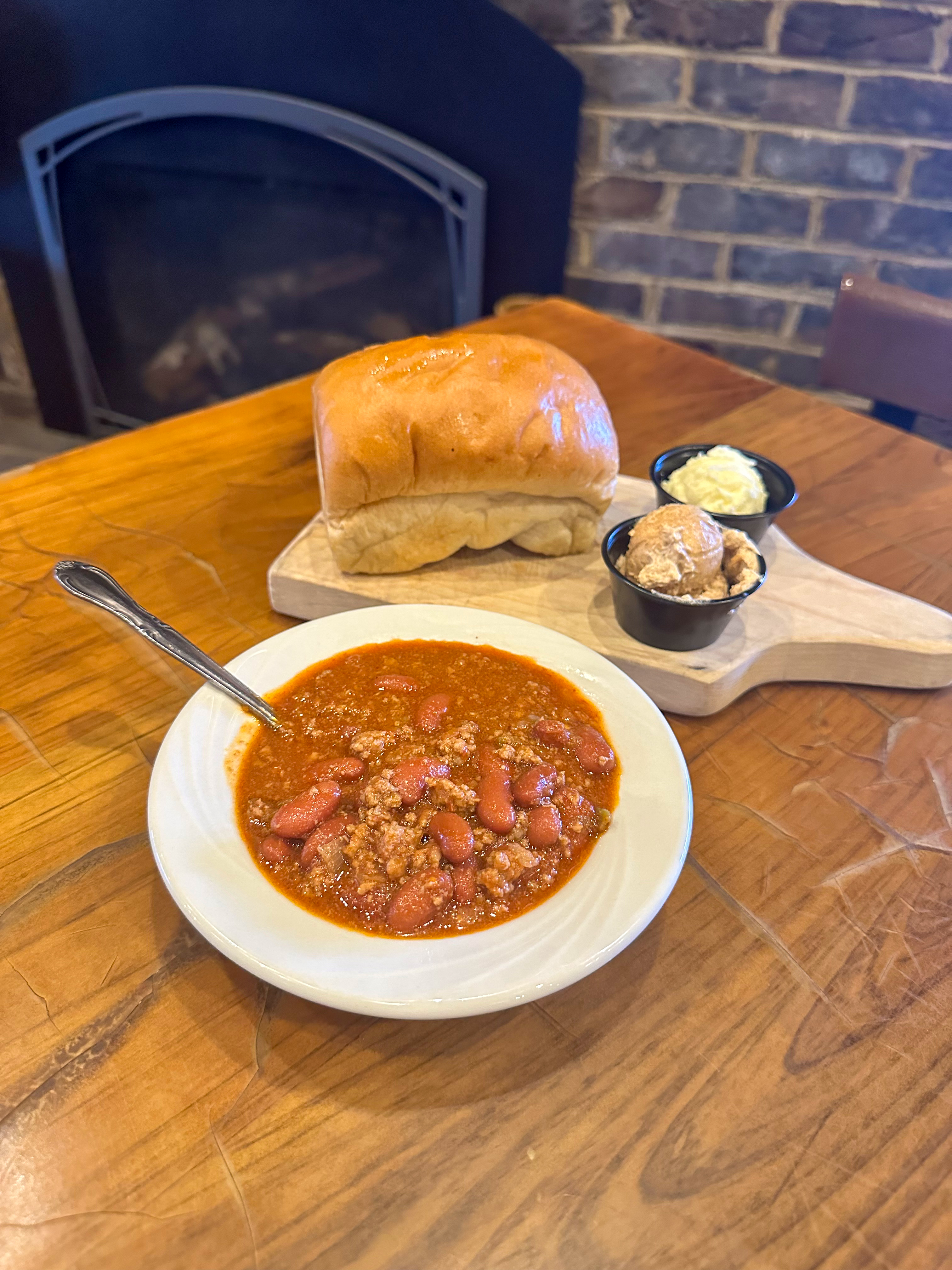 Our award winning chilli with our delicious bread.